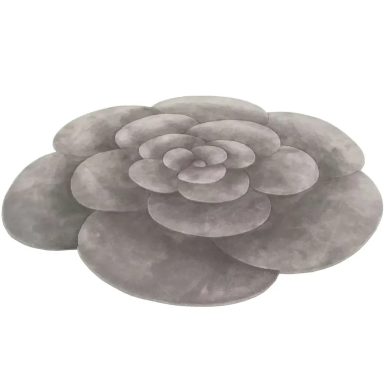 Blossom Rug (2.4 M)