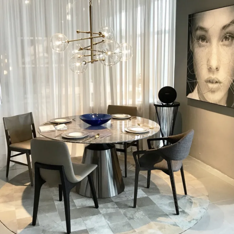 Globe Chandelier | 6 Lights