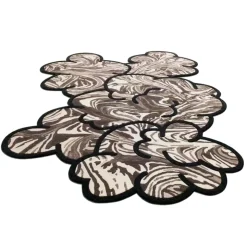 Irregular Cloud Rug (2 x 2.4 M)