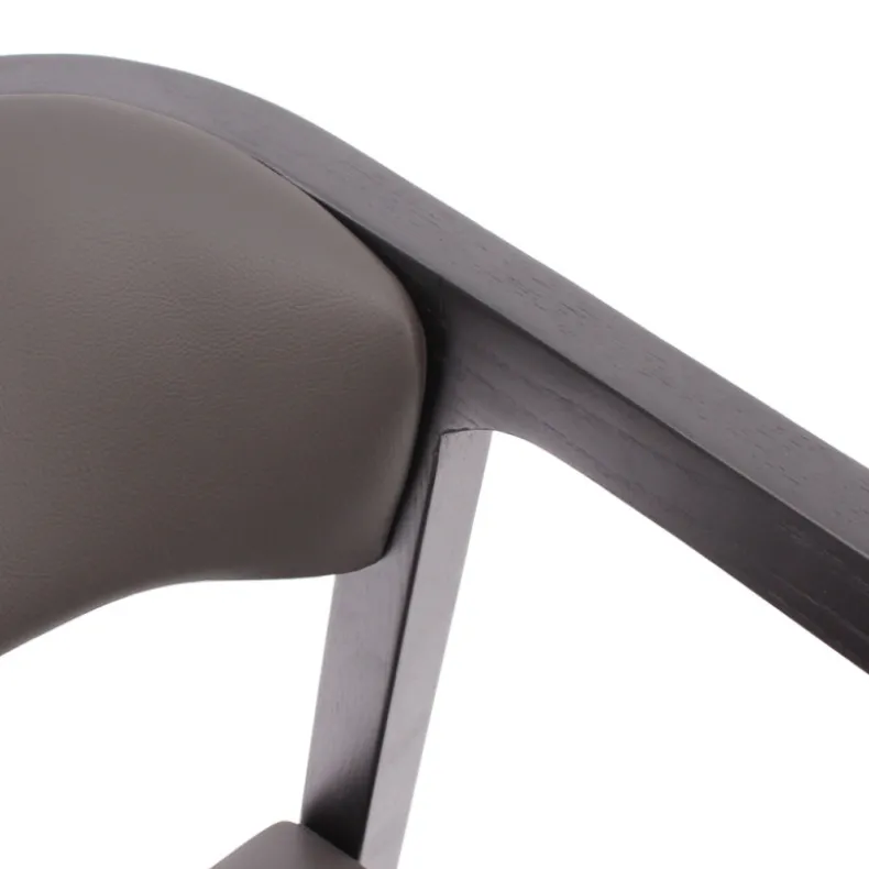 WON-WON Chair | Stock
