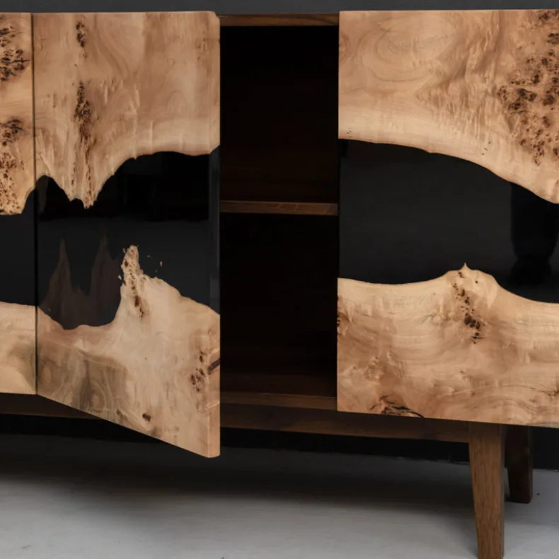 XIU-XIU Sideboard | W: 1980